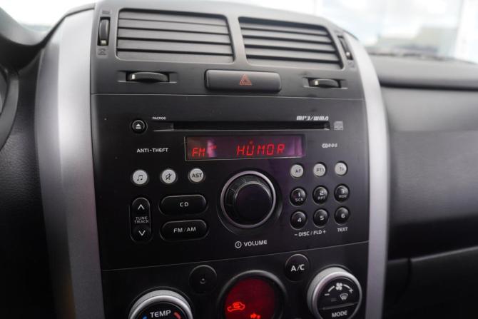 Suzuki Grand Vitara II Рестайлинг 2 с пробегом 2013 года, цена 1 319 000 рублей, 188373 км, внедорожник, Автокод Объявления