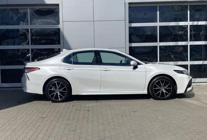 Toyota Camry VIII (XV70) Рестайлинг с пробегом 2023 года, цена 3 400 000 рублей, 60813 км, седан, Автокод Объявления