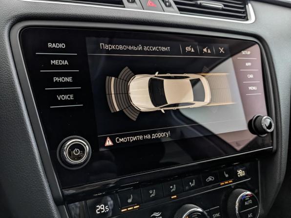 Skoda Octavia III (A7) Рестайлинг с пробегом 2019 года, цена 1 925 000 рублей, 99888 км, лифтбек, Автокод Объявления