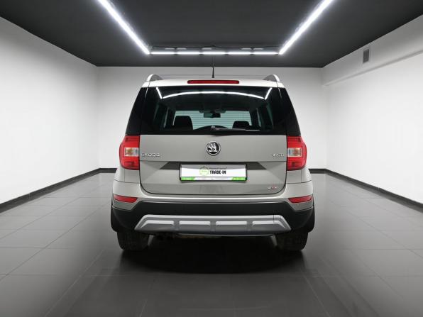 Skoda Yeti I Рестайлинг с пробегом 2014 года, цена 1 495 000 рублей, 131437 км, внедорожник, Автокод Объявления