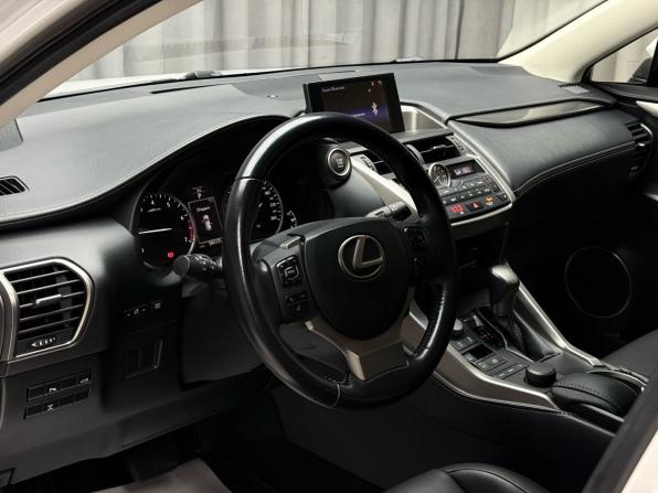 Lexus NX I с пробегом 2015 года, цена 2 749 000 рублей, 59117 км, внедорожник, Автокод Объявления