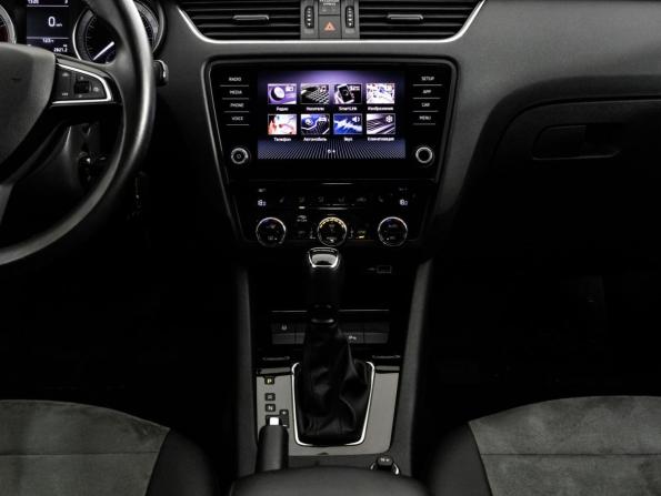 Skoda Octavia III (A7) Рестайлинг с пробегом 2020 года, цена 2 199 000 рублей, 16222 км, лифтбек, Автокод Объявления