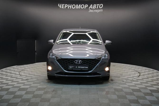 Hyundai Solaris II Рестайлинг с пробегом 2021 года, цена 1 740 000 рублей, 101884 км, седан, Автокод Объявления