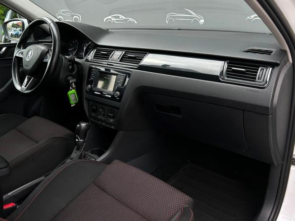Skoda Rapid I с пробегом 2015 года, цена 896 300 рублей, 164933 км, лифтбек, Автокод Объявления