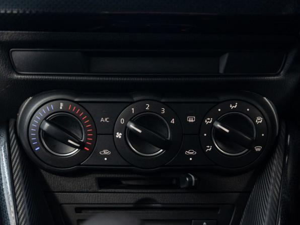 Mazda Demio IV (DJ) с пробегом 2018 года, цена 1 140 000 рублей, 76000 км, хэтчбек, Автокод Объявления