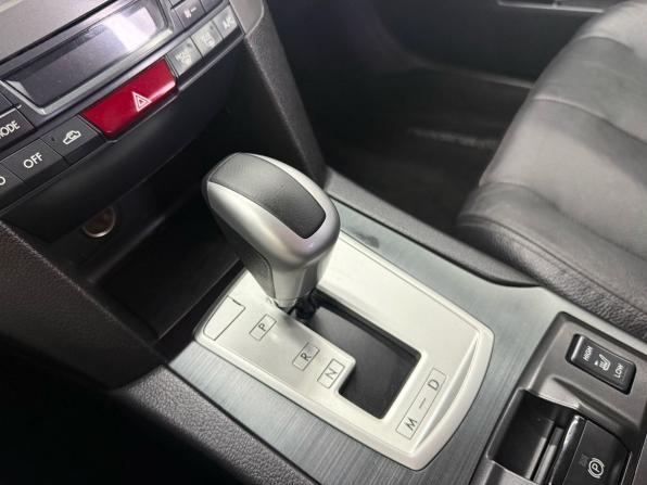 Subaru Outback IV Рестайлинг с пробегом 2012 года, цена 1 699 000 рублей, 184000 км, универсал, Автокод Объявления