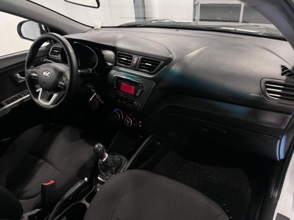 Kia Rio III с пробегом 2013 года, цена 790 000 рублей, 198267 км, хэтчбек, Автокод Объявления
