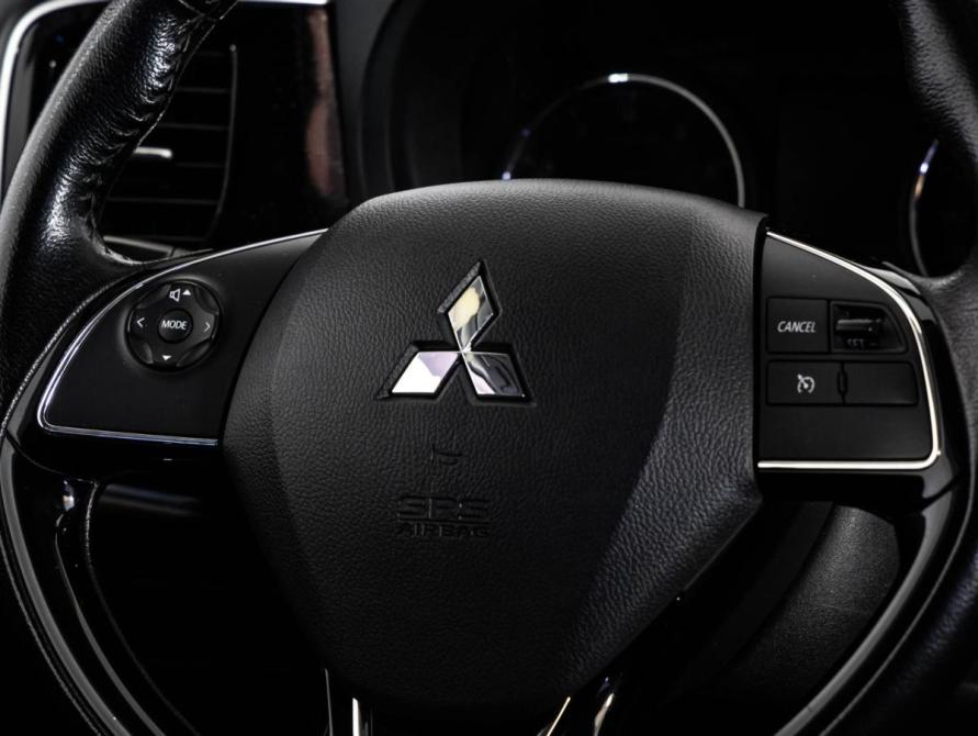 Mitsubishi Outlander III Рестайлинг 2 Санкт-Петербург  - изображение 11