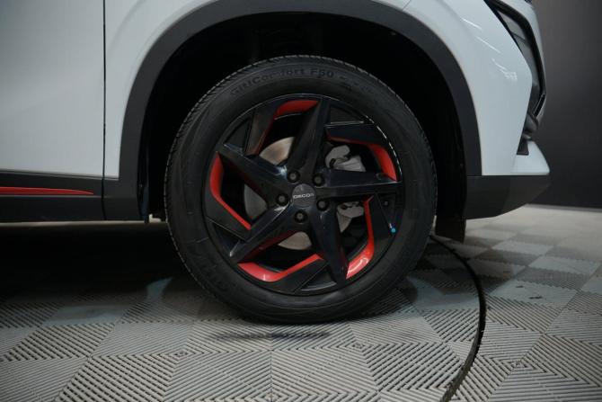 Omoda C5 I с пробегом 2023 года, цена 1 795 000 рублей, 70000 км, внедорожник, Автокод Объявления