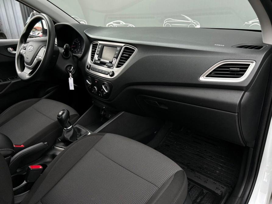 Hyundai Solaris II Санкт-Петербург  - изображение 7
