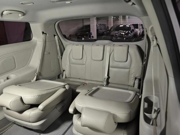 Kia Carnival III с пробегом 2018 года, цена 2 349 000 рублей, 109000 км, минивэн, Автокод Объявления