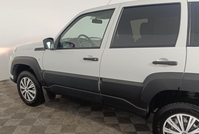 Lada (ВАЗ) Niva Travel I с пробегом 2024 года, цена 1 120 000 рублей, 10032 км, внедорожник, Автокод Объявления