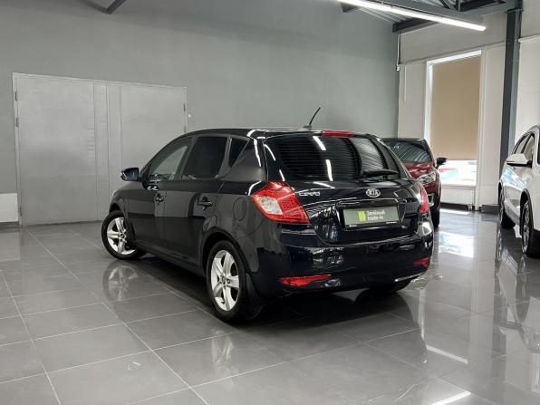 Kia Ceed I Рестайлинг с пробегом 2011 года, цена 675 000 рублей, 191232 км, хэтчбек, Автокод Объявления