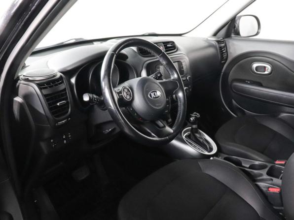 Kia Soul II Рестайлинг с пробегом 2017 года, цена 1 497 000 рублей, 80442 км, хэтчбек, Автокод Объявления
