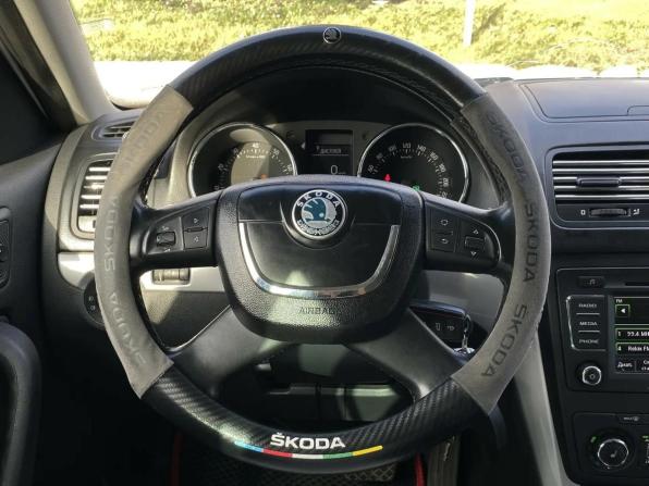 Skoda Yeti I с пробегом 2013 года, цена 795 000 рублей, 236989 км, внедорожник, Автокод Объявления