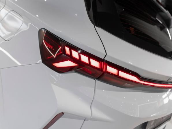 Geely Coolray I Рестайлинг с пробегом 2024 года, цена 2 095 000 рублей, 33977 км, внедорожник, Автокод Объявления