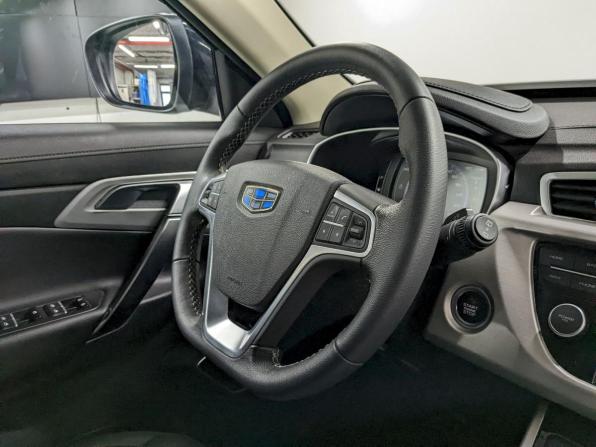 Geely Atlas I с пробегом 2022 года, цена 1 850 000 рублей, 96567 км, внедорожник, Автокод Объявления