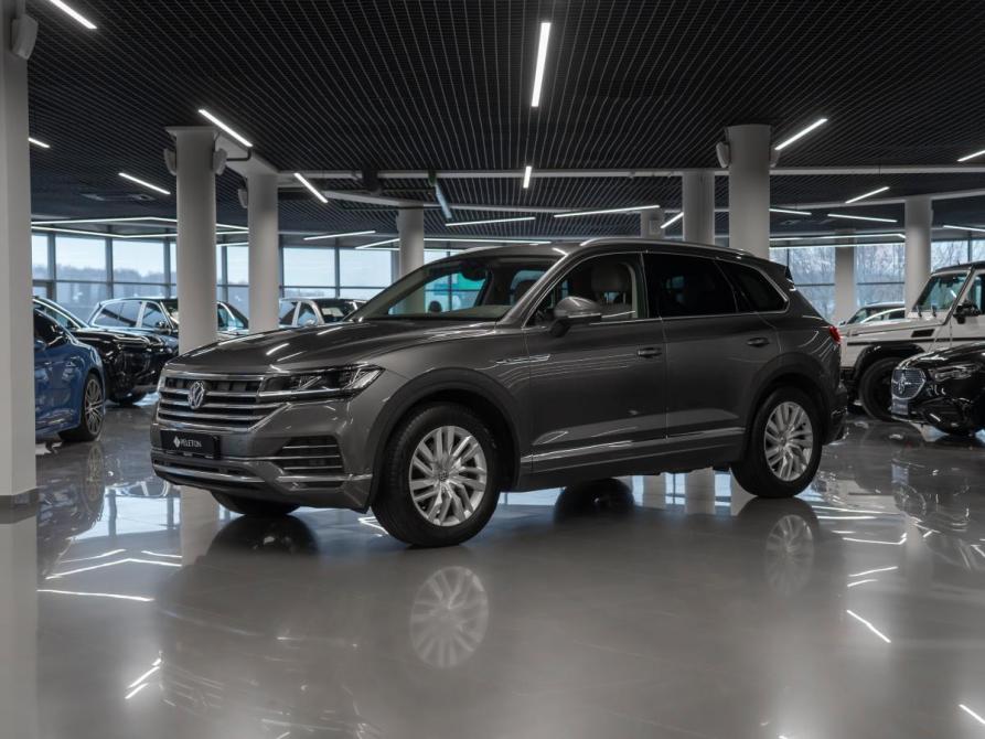 Volkswagen Touareg III Москва  - изображение 1