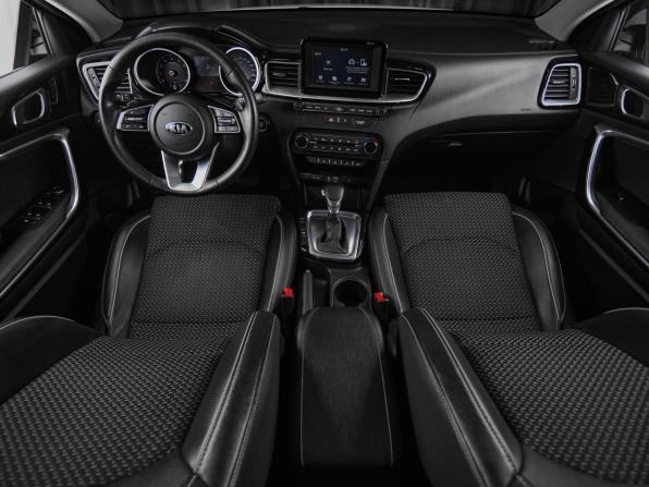 Новый Kia Ceed III 2019 года, цена 1 695 000 рублей, универсал, Автокод Объявления