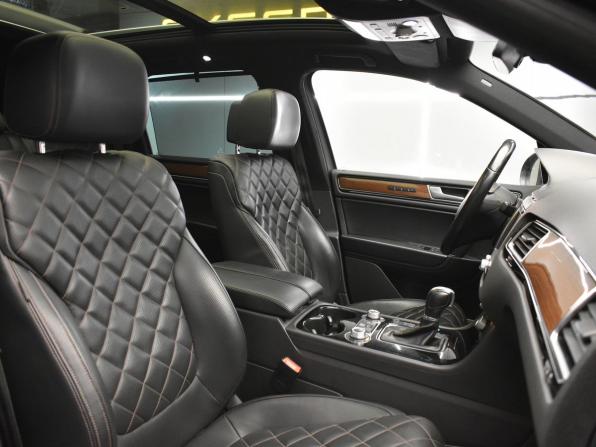 Volkswagen Touareg II Рестайлинг с пробегом 2017 года, цена 3 497 000 рублей, 184652 км, внедорожник, Автокод Объявления