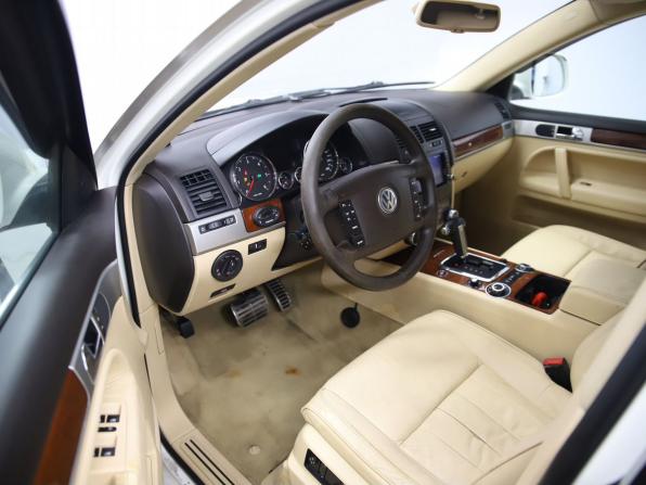 Volkswagen Touareg I Рестайлинг с пробегом 2008 года, цена 845 000 рублей, 316836 км, внедорожник, Автокод Объявления