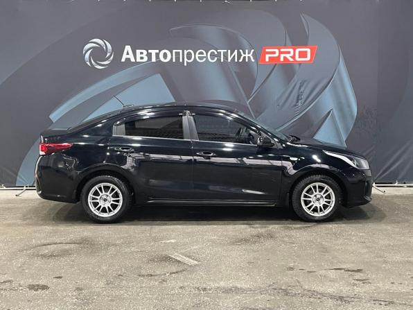 Kia Rio IV с пробегом 2018 года, цена 1 220 000 рублей, 160931 км, седан, Автокод Объявления