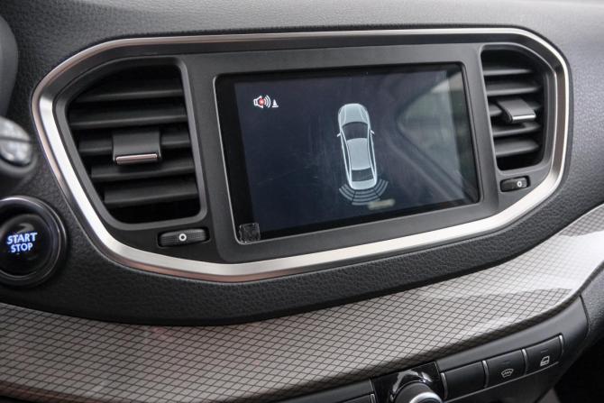 Lada (ВАЗ) Vesta I с пробегом 2023 года, цена 1 399 000 рублей, 55800 км, седан, Автокод Объявления