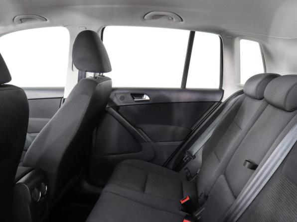Volkswagen Tiguan I Рестайлинг с пробегом 2015 года, цена 1 399 000 рублей, 103385 км, внедорожник, Автокод Объявления