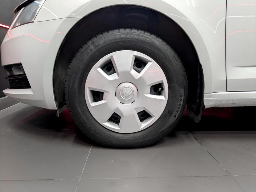 Skoda Octavia III (A7) Рестайлинг Москва  - изображение 18