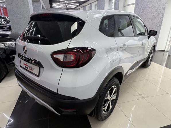 Renault Kaptur I с пробегом 2018 года, цена 1 599 000 рублей, 72899 км, внедорожник, Автокод Объявления