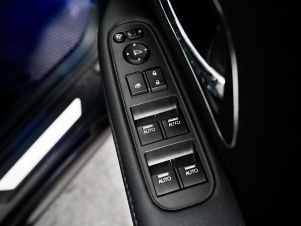 Honda Vezel I с пробегом 2015 года, цена 1 450 500 рублей, 120748 км, внедорожник, Автокод Объявления
