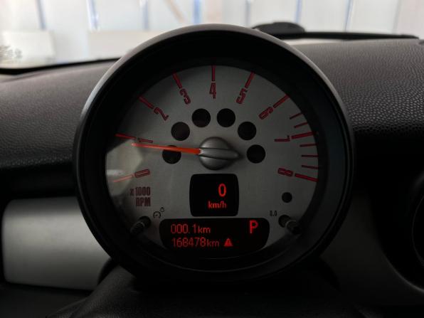 Mini Hatch II (R56) Рестайлинг с пробегом 2011 года, цена 890 000 рублей, 168500 км, хэтчбек, Автокод Объявления