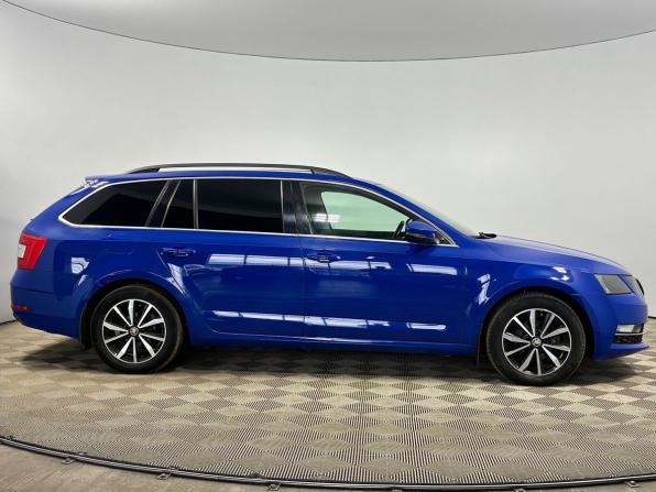 Skoda Octavia III (A7) Рестайлинг с пробегом 2018 года, цена 1 449 000 рублей, 236792 км, универсал, Автокод Объявления