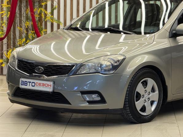 Kia Ceed I Рестайлинг с пробегом 2012 года, цена 999 000 рублей, 77300 км, хэтчбек, Автокод Объявления