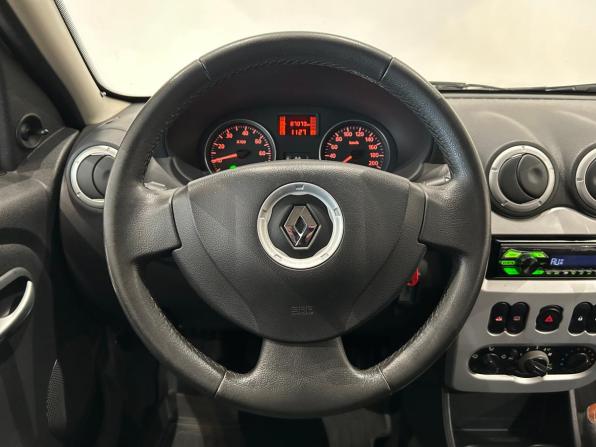 Renault Sandero I с пробегом 2011 года, цена 539 000 рублей, 87071 км, хэтчбек, Автокод Объявления