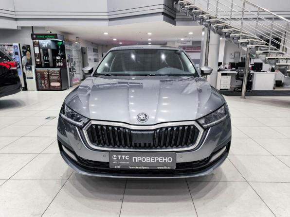 Skoda Octavia IV (A8) с пробегом 2021 года, цена 2 070 000 рублей, 132240 км, лифтбек, Автокод Объявления