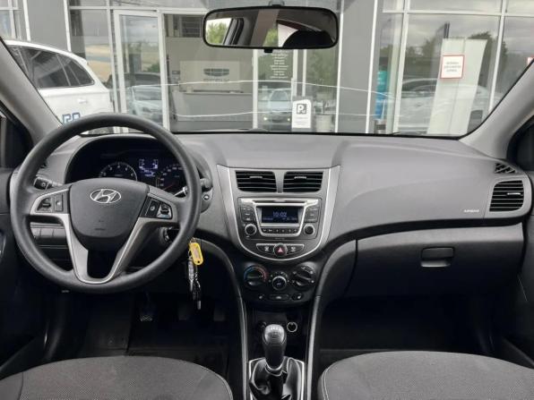 Hyundai Solaris I Рестайлинг с пробегом 2015 года, цена 1 080 000 рублей, 45725 км, седан, Автокод Объявления