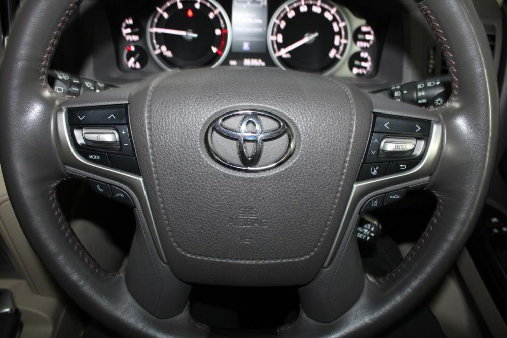 Toyota Land Cruiser 200 Series Рестайлинг 2 Владивосток  - изображение 23