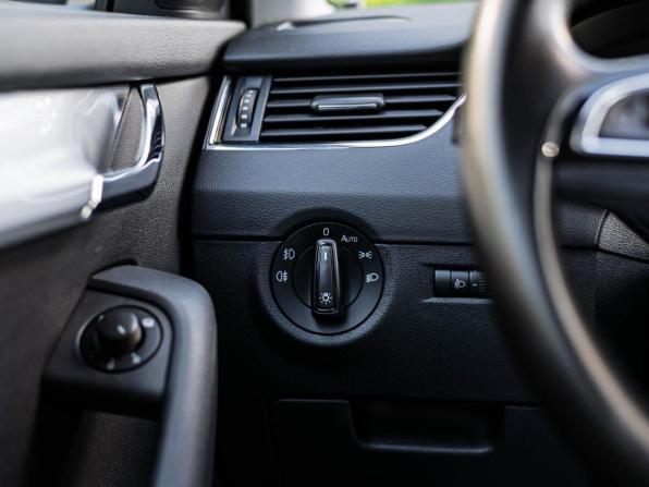 Skoda Octavia III (A7) с пробегом 2015 года, цена 1 545 000 рублей, 92488 км, универсал, Автокод Объявления