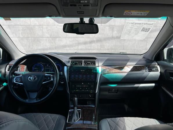 Toyota Camry VII (XV50) Рестайлинг 2 с пробегом 2017 года, цена 2 350 000 рублей, 117743 км, седан, Автокод Объявления