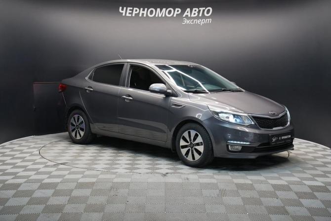 Kia Rio III Рестайлинг с пробегом 2016 года, цена 1 355 000 рублей, 100008 км, седан, Автокод Объявления