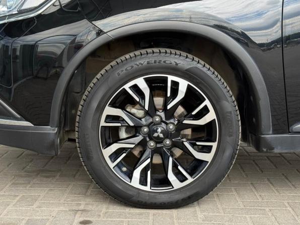 Mitsubishi Outlander III Рестайлинг 3 с пробегом 2021 года, цена 2 299 000 рублей, 93000 км, внедорожник, Автокод Объявления
