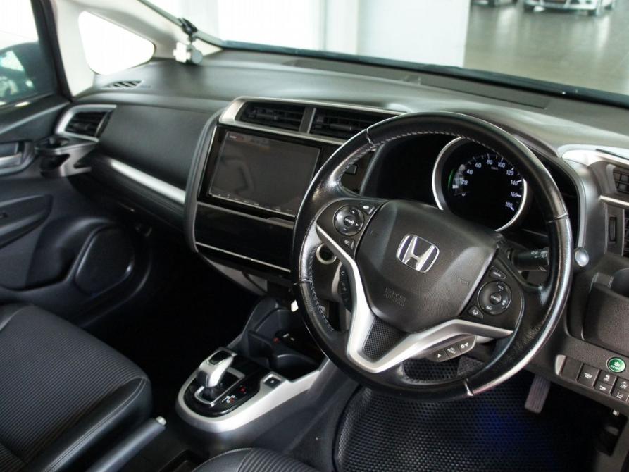 Honda Fit III Рестайлинг Березовский  - изображение 18