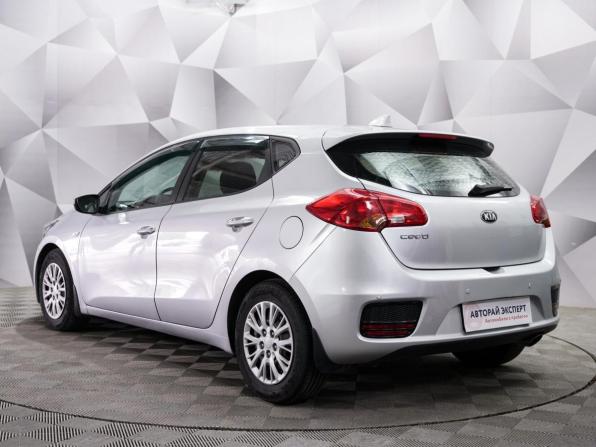 Kia Ceed II Рестайлинг с пробегом 2017 года, цена 1 099 000 рублей, 141000 км, хэтчбек, Автокод Объявления