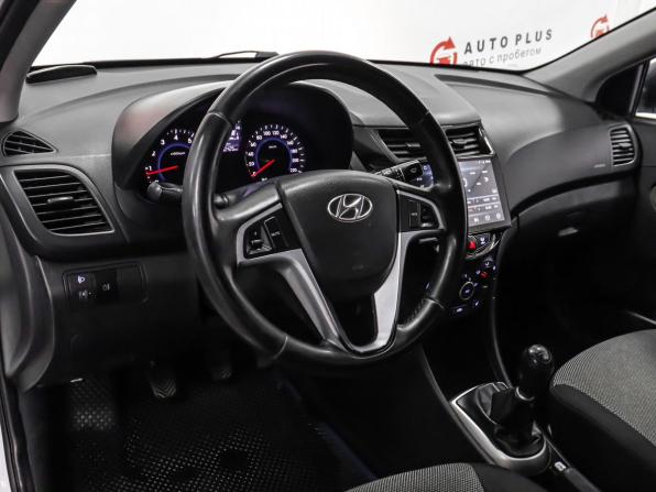 Hyundai Solaris I с пробегом 2012 года, цена 649 000 рублей, 230426 км, седан, Автокод Объявления