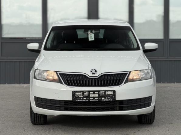 Skoda Rapid I с пробегом 2015 года, цена 900 000 рублей, 139806 км, лифтбек, Автокод Объявления