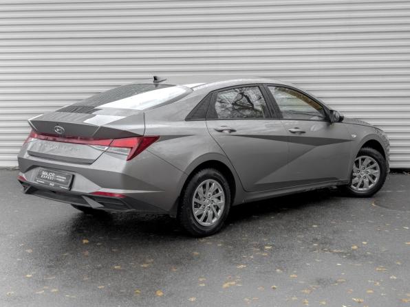 Hyundai Elantra VII (CN7) с пробегом 2022 года, цена 1 950 000 рублей, 64685 км, седан, Автокод Объявления