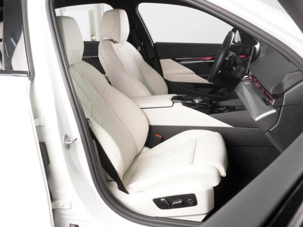 BMW 5 серии VIII (G60/G61/G68) с пробегом 2024 года, цена 7 918 000 рублей, 16015 км, седан, Автокод Объявления
