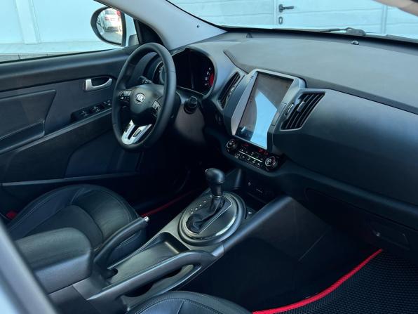 Kia Sportage III с пробегом 2012 года, цена 1 100 000 рублей, 172254 км, внедорожник, Автокод Объявления