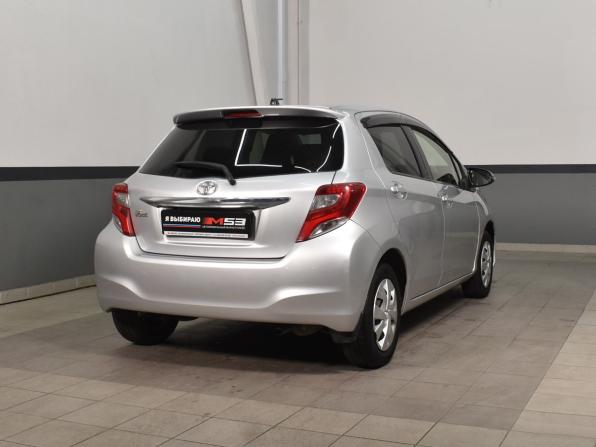 Toyota Vitz III (XP130) Рестайлинг с пробегом 2015 года, цена 719 999 рублей, 158301 км, хэтчбек, Автокод Объявления